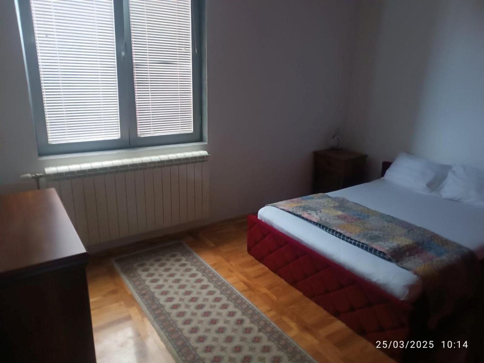 Apartamento Blue point Kragujevac Exterior foto